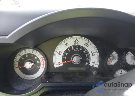 2011 Toyota Fj Cruiser z USA, uszkodzony, nr VIN JTEBU4BF5BK106727